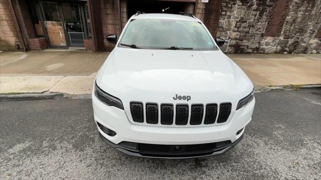 used 2023 Jeep Cherokee car, priced at $22,999