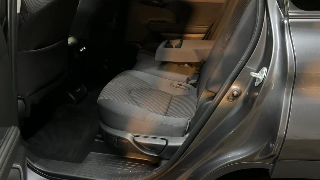 used 2023 Toyota Highlander car, priced at $34,499