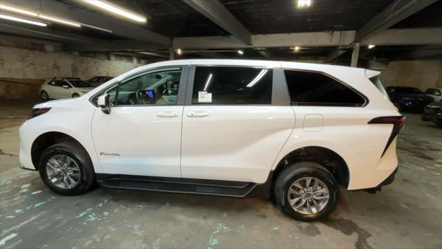 used 2025 Toyota Sienna car, priced at $67,999