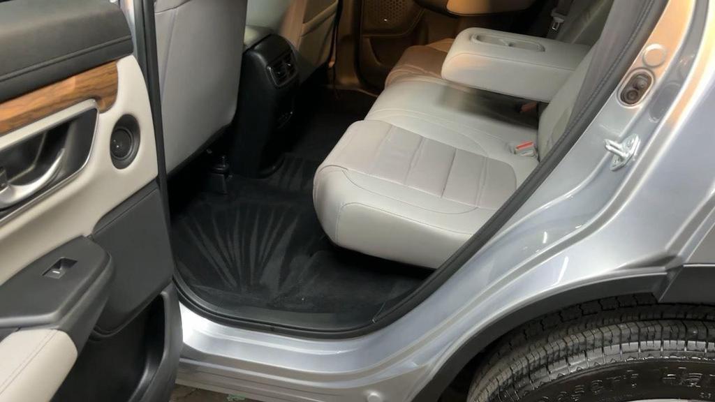 used 2022 Honda CR-V car, priced at $26,900