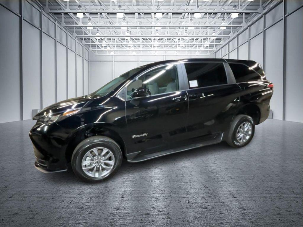 used 2025 Toyota Sienna car, priced at $67,995