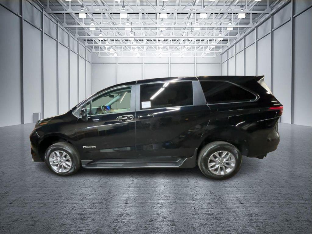 used 2025 Toyota Sienna car, priced at $67,995