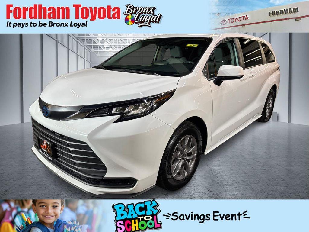 used 2022 Toyota Sienna car, priced at $29,890