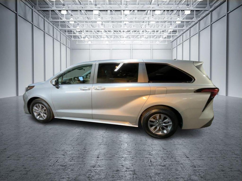 used 2022 Toyota Sienna car, priced at $37,399