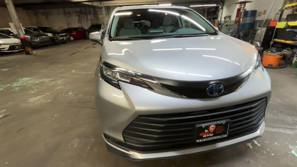 used 2022 Toyota Sienna car, priced at $37,399