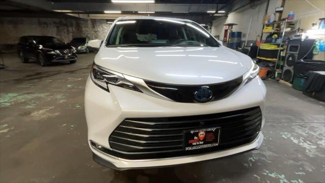 used 2022 Toyota Sienna car, priced at $48,999