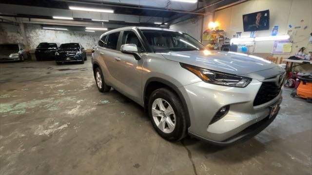 used 2023 Toyota Highlander car, priced at $35,299