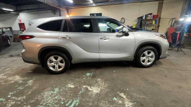 used 2023 Toyota Highlander car, priced at $35,299