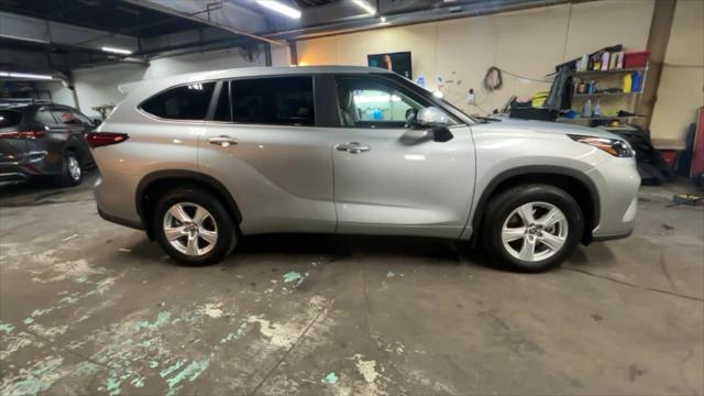 used 2023 Toyota Highlander car, priced at $35,299