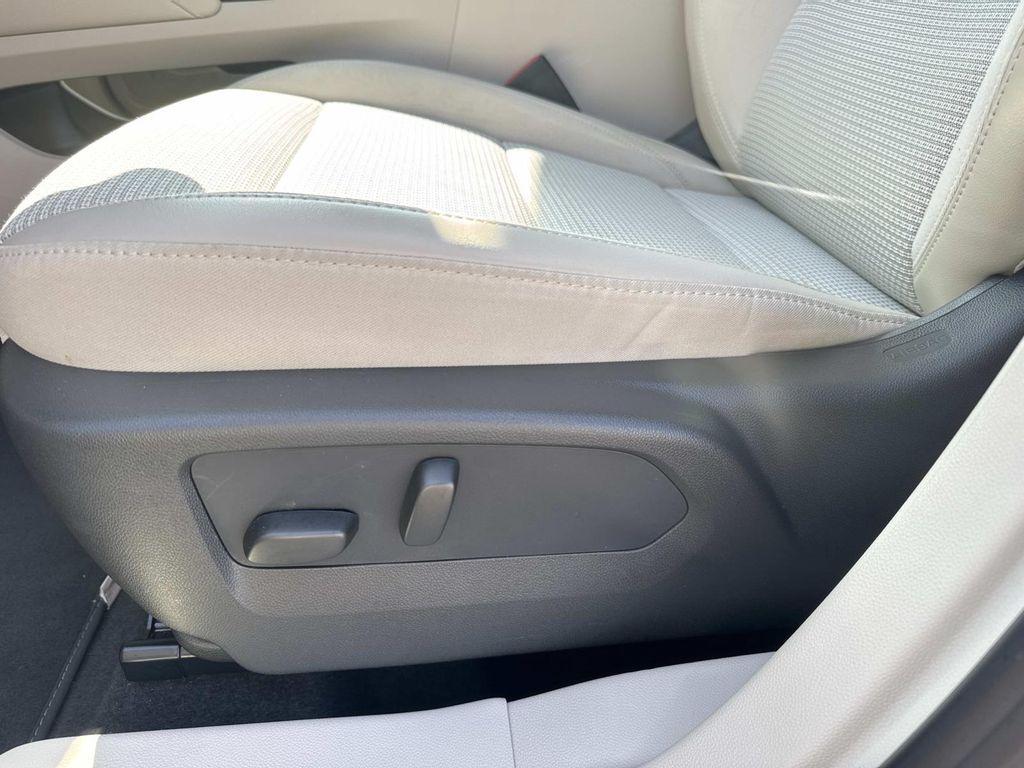 used 2022 Buick Envision car, priced at $23,498