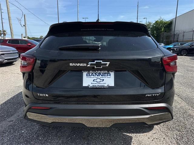 new 2025 Chevrolet Trax car, priced at $27,485