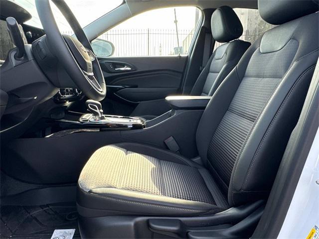 new 2025 Chevrolet Trax car, priced at $23,584