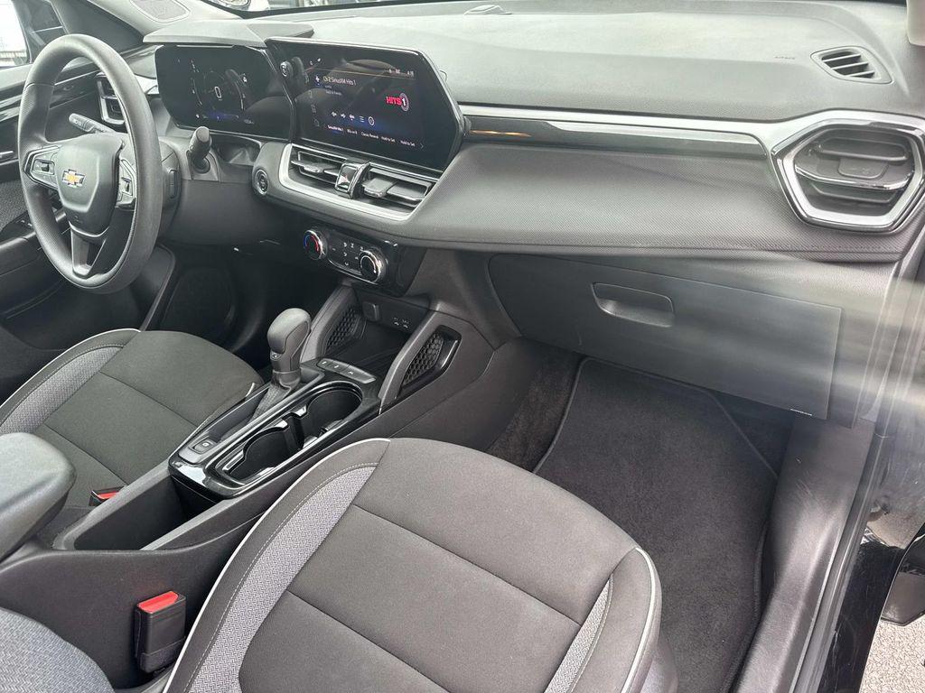used 2024 Chevrolet TrailBlazer car, priced at $20,993