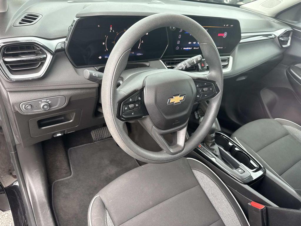 used 2024 Chevrolet TrailBlazer car, priced at $20,993