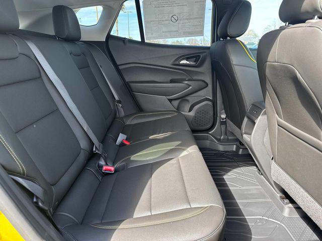 new 2025 Chevrolet Trax car, priced at $27,184