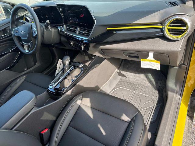 new 2025 Chevrolet Trax car, priced at $27,184