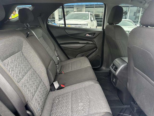 new 2022 Chevrolet Equinox car, priced at $23,599