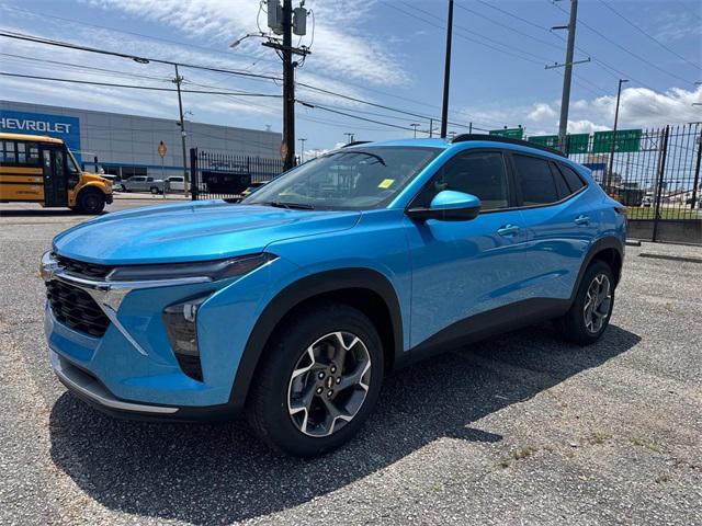new 2025 Chevrolet Trax car, priced at $25,675