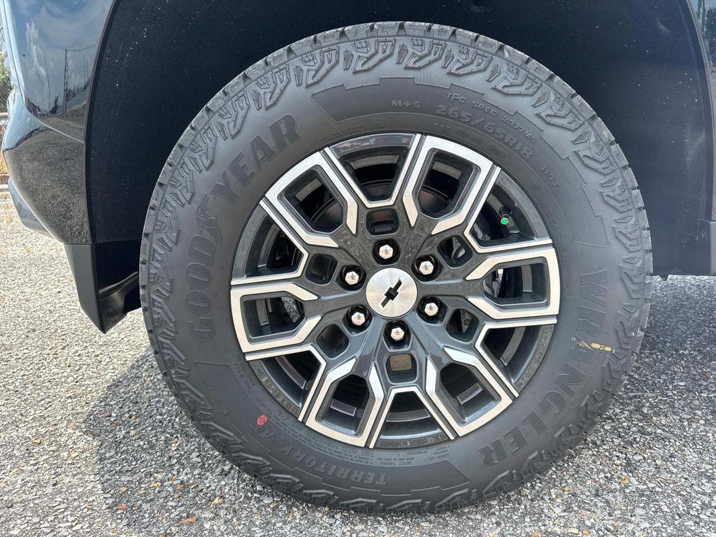 new 2026 Chevrolet Colorado car, priced at $43,465