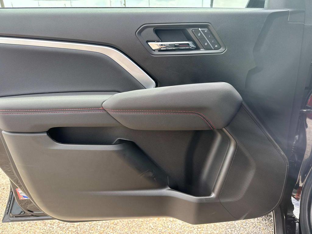 new 2026 Chevrolet Colorado car, priced at $43,465