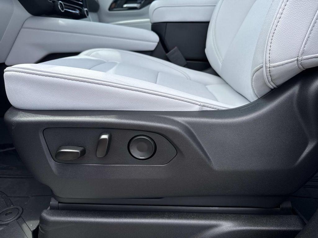 new 2025 Chevrolet Tahoe car, priced at $77,270