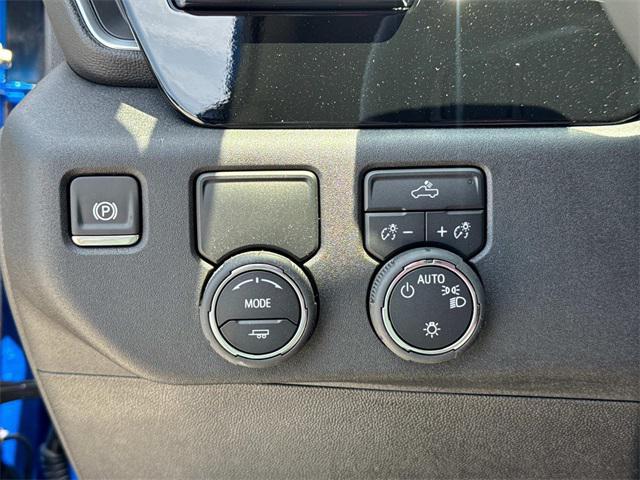 new 2025 Chevrolet Silverado 1500 car, priced at $45,105