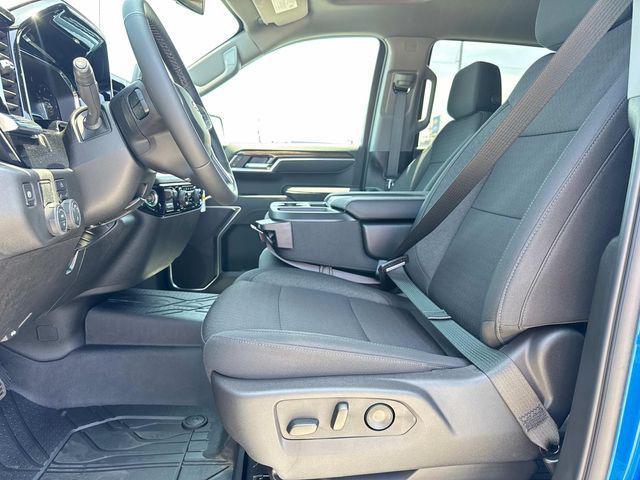 new 2025 Chevrolet Silverado 1500 car, priced at $46,114