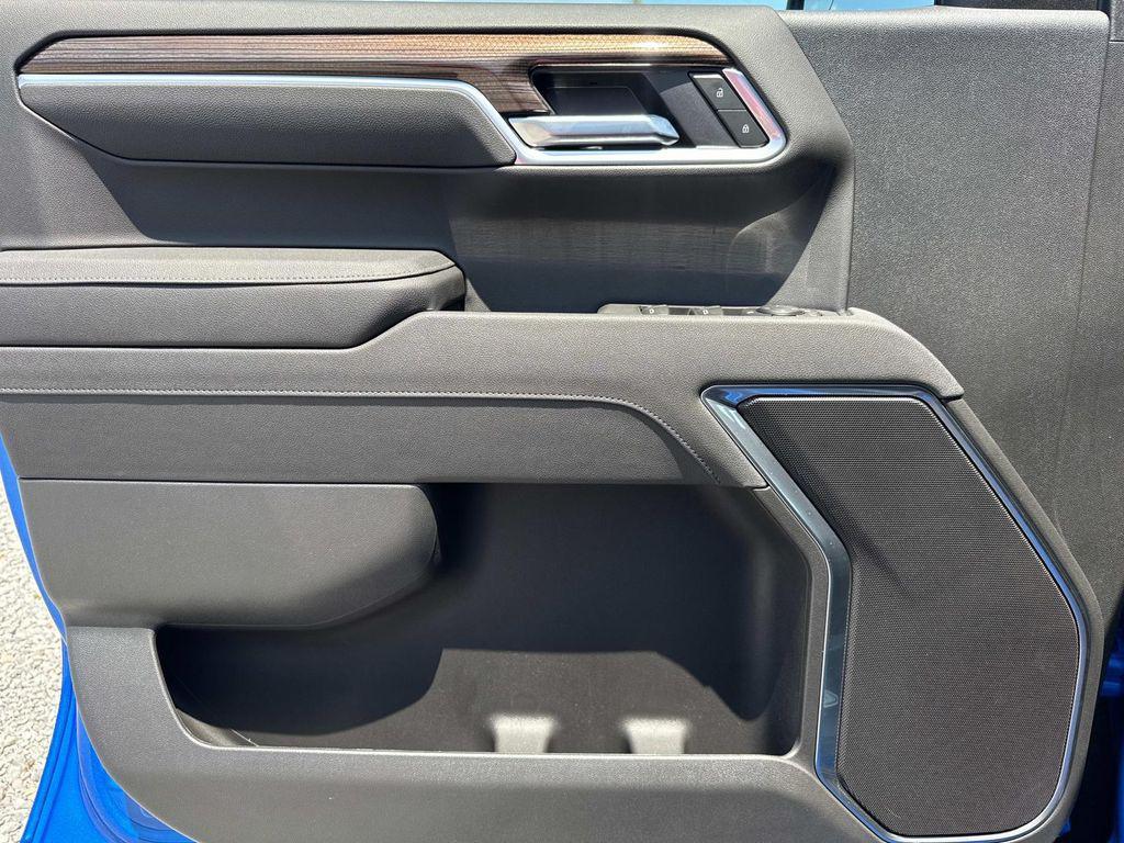 new 2025 Chevrolet Silverado 1500 car, priced at $41,855