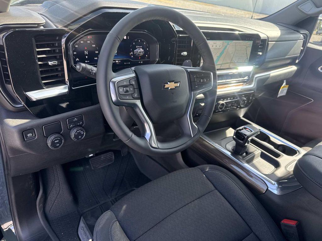 new 2025 Chevrolet Silverado 1500 car, priced at $46,610
