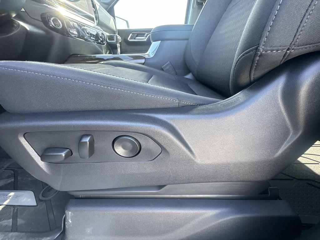 new 2025 Chevrolet Silverado 1500 car, priced at $46,610