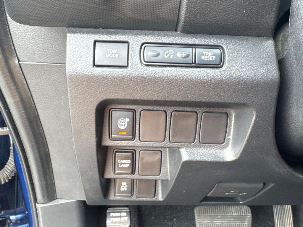 used 2022 Nissan Frontier car, priced at $25,634