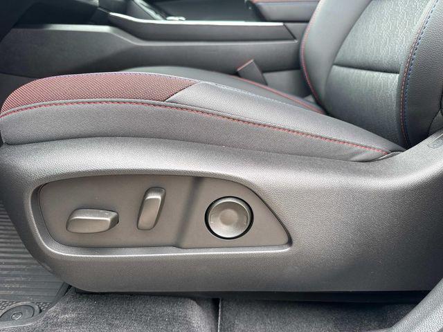 new 2026 Chevrolet Equinox car, priced at $31,940