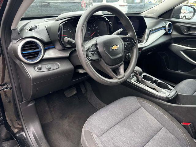 used 2024 Chevrolet Trax car, priced at $19,371