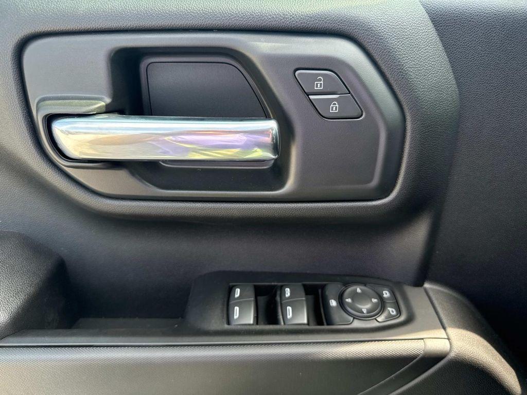 new 2025 Chevrolet Silverado 1500 car, priced at $39,340