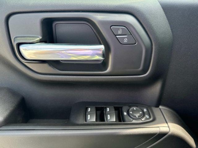 new 2025 Chevrolet Silverado 1500 car, priced at $40,340