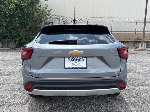 new 2025 Chevrolet Trax car, priced at $24,485