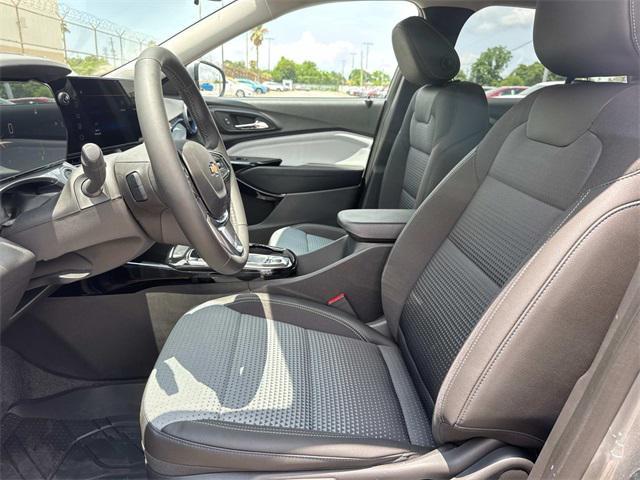 new 2025 Chevrolet Trax car, priced at $24,485
