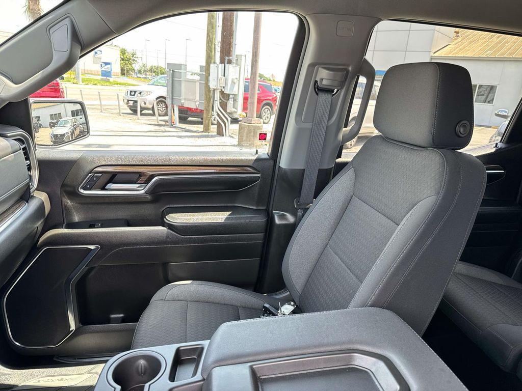 used 2024 Chevrolet Silverado 1500 car, priced at $37,738