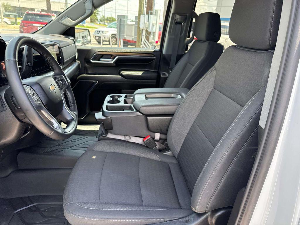 used 2024 Chevrolet Silverado 1500 car, priced at $37,738