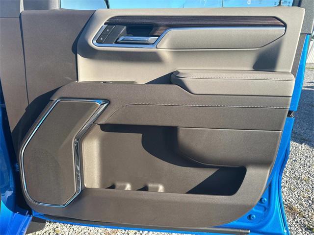 new 2025 Chevrolet Silverado 1500 car, priced at $42,985