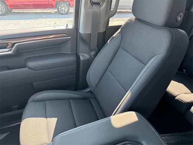 new 2024 Chevrolet Silverado 1500 car, priced at $40,864