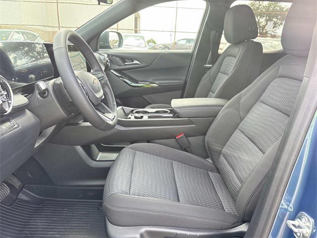 new 2026 Chevrolet Equinox car, priced at $28,995