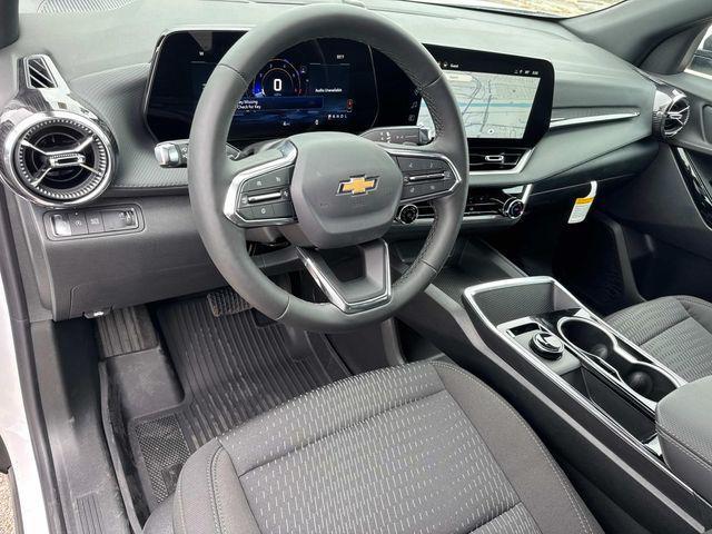 new 2026 Chevrolet Equinox car, priced at $29,940