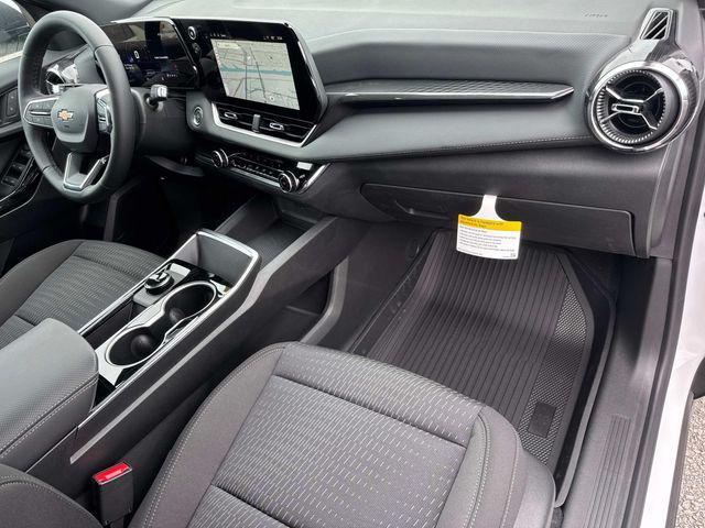 new 2026 Chevrolet Equinox car, priced at $29,940