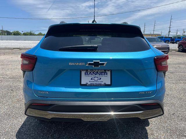 new 2025 Chevrolet Trax car, priced at $27,880