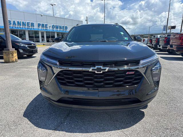 used 2025 Chevrolet Trax car, priced at $24,053