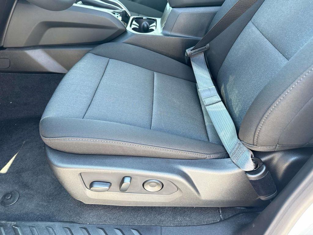 new 2026 Chevrolet Colorado car, priced at $33,280