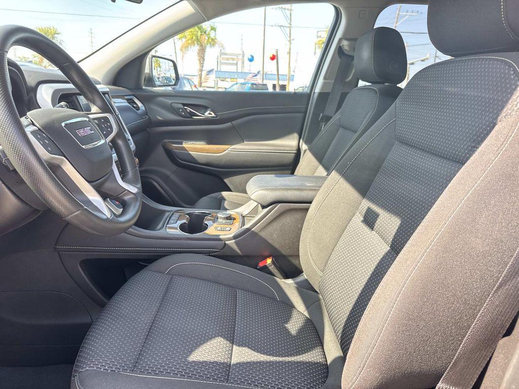 used 2023 GMC Acadia car, priced at $28,149