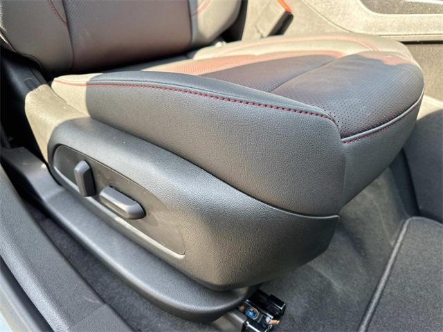 new 2025 Chevrolet Blazer car, priced at $43,570