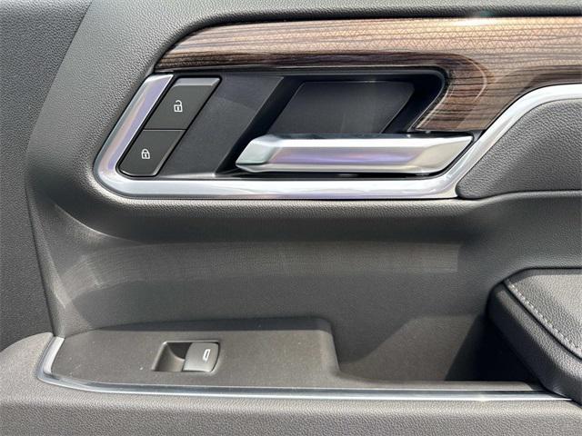 new 2025 Chevrolet Silverado 1500 car, priced at $43,710